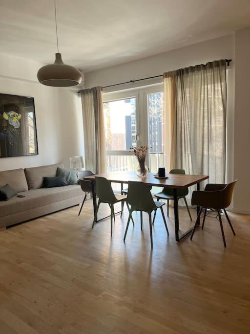 Lml Housing The Place To Be In Рим Экстерьер фото